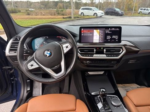 Used 2024 BMW X3 sDrive30i w/ Premium Package w/ZPA image 11