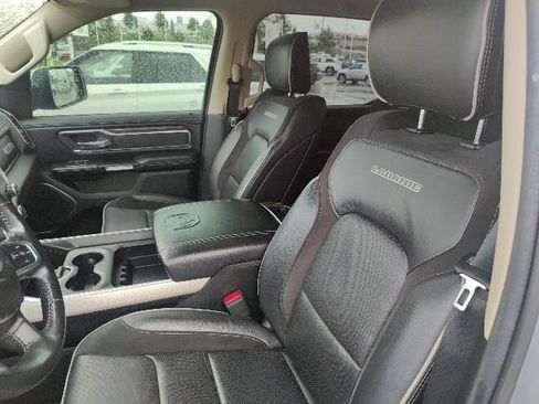 Used 2019 RAM 1500 Laramie AWD/4WD image 24