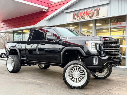 Used 2022 GMC Sierra 2500 AT4 w/ AT4 Premium Plus Package image 1