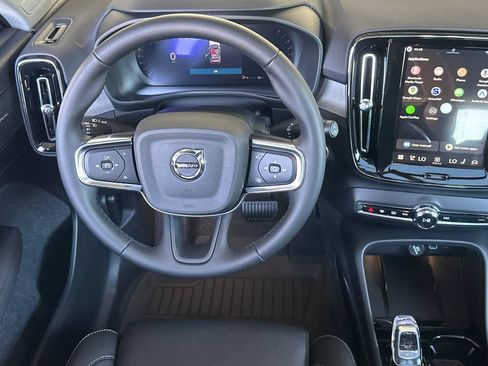 New 2026 Volvo XC40 B5 Plus w/ Climate Package AWD/4WD image 15