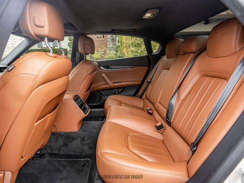 Used 2023 Maserati Quattroporte GT RWD image 34