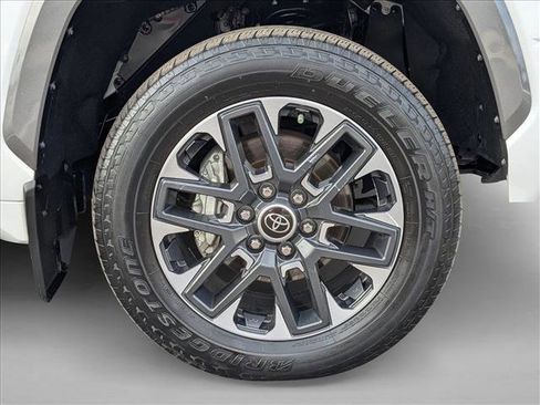 Used 2024 Toyota Tundra Limited image 24