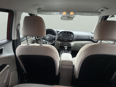 Used 2020 Kia Soul LX FWD image 14