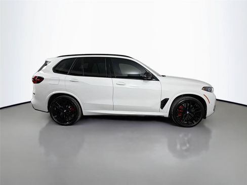 New 2026 BMW X5 M60i w/ Climate Comfort Package AWD/4WD image 8