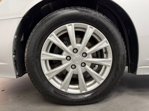 Used 2011 Buick Lucerne CXL w/ Driver Confidence Package FWD image 69