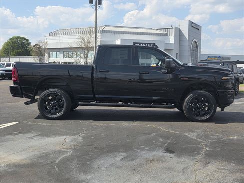 New 2026 RAM 2500 Laramie w/ Night Edition AWD/4WD image 45
