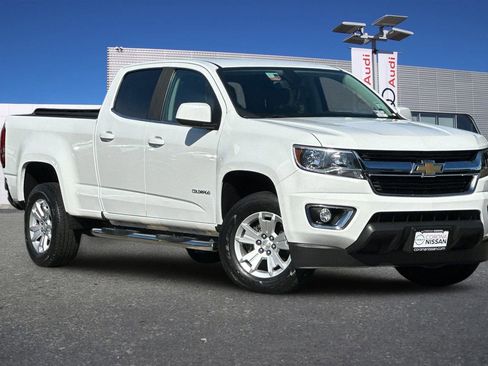 Used 2019 Chevrolet Colorado LT w/ LT Convenience Package image 2