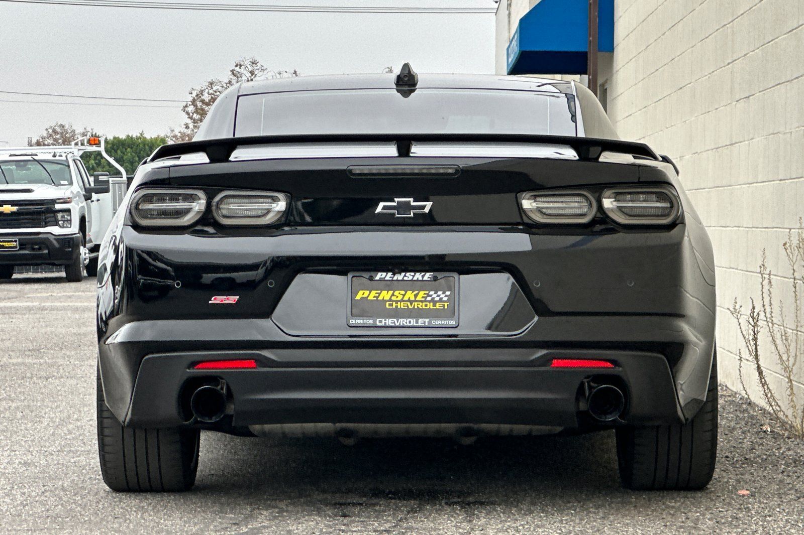 Used 2023 Chevrolet Camaro SS RWD image 5