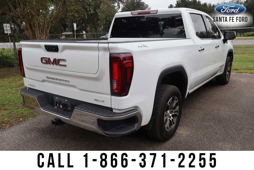 Used 2025 GMC Sierra 1500 SLT AWD/4WD image 3