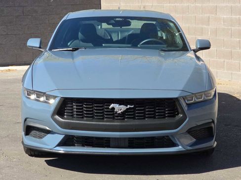 Used 2024 Ford Mustang Coupe image 4