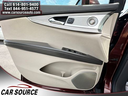 Used 2016 Lincoln MKX Reserve w/ Luxury Package AWD/4WD image 12