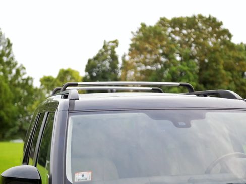 Used 2016 Land Rover LR4 HSE Silver Edition AWD/4WD image 29