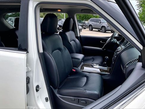 Used 2017 INFINITI QX80 2WD image 8