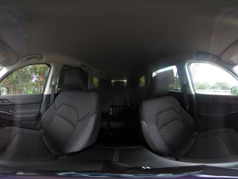 Used 2025 Nissan Pathfinder SV FWD image 45