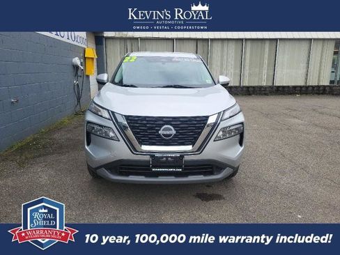 Used 2022 Nissan Rogue SV AWD/4WD image 4