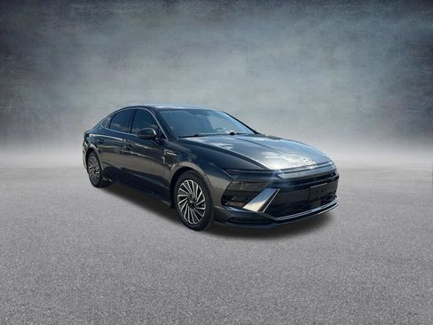 Used 2024 Hyundai Sonata SEL FWD image 8