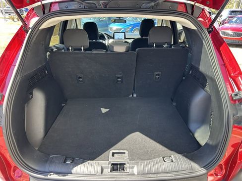 Used 2022 Ford Escape SE w/ Cold Weather Package image 11