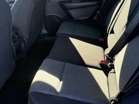 Used 2021 Nissan Rogue S image 16