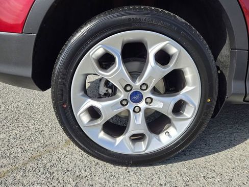 Used 2016 Ford Escape Titanium w/ Equipment Group 301A image 11