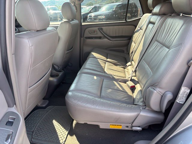 Used 2007 Toyota Sequoia Limited w/ Convenience Pkg AWD/4WD image 13