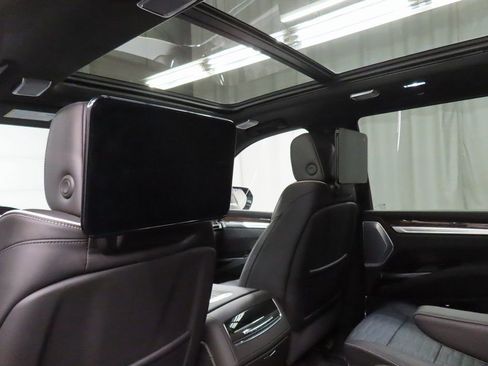 Used 2026 Cadillac Escalade Platinum Sport w/ LPO, Floor Liner Package image 53