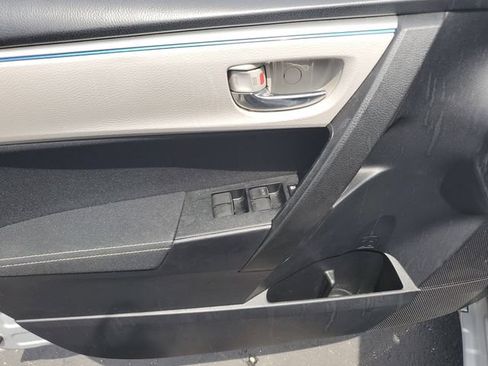 Used 2016 Toyota Corolla LE FWD image 20