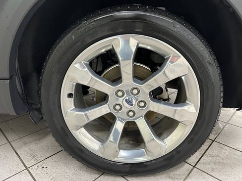 Used 2020 Ford Explorer Platinum w/ Premium Technology Package image 15