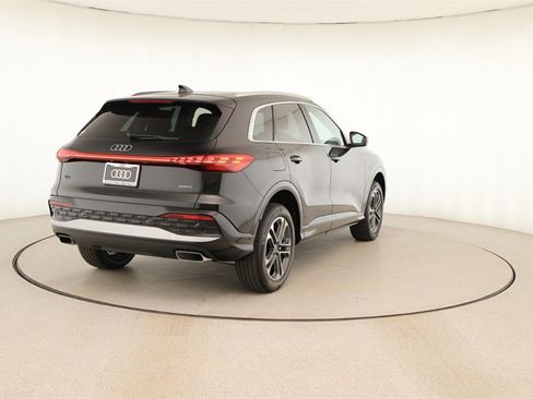 New 2025 Audi Q5 Premium image 6