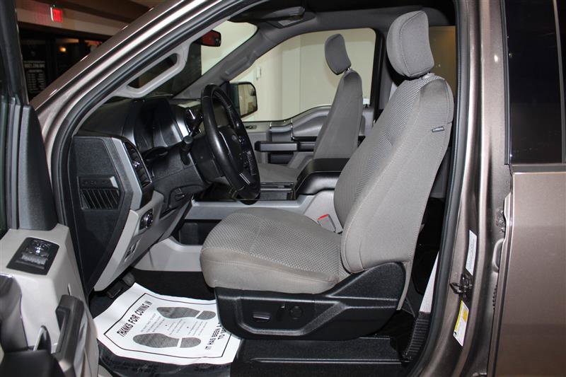 Used 2019 Ford F150 XLT w/ Equipment Group 302A Luxury AWD/4WD image 26