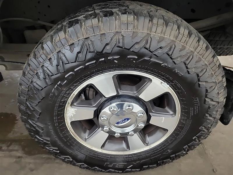 Used 2016 Ford F250 Lariat w/ Snow Plow Prep Package AWD/4WD image 7