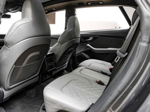 Used 2021 Audi SQ8 Prestige image 35