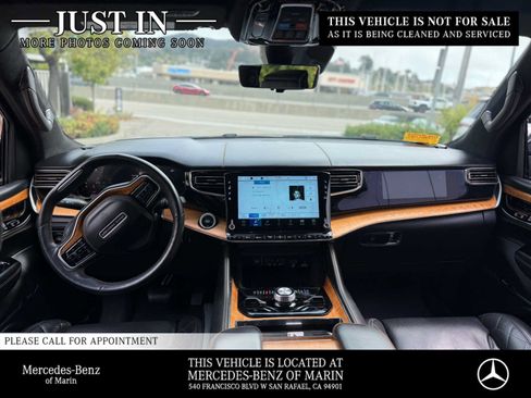 Used 2022 Jeep Grand Wagoneer Series III w/ Rear Seat Video Group 1 AWD/4WD image 7