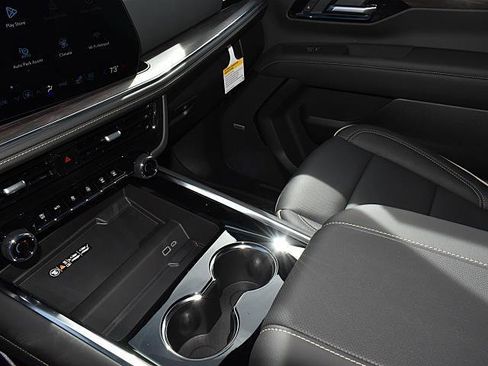 New 2026 Chevrolet Tahoe Premier image 13