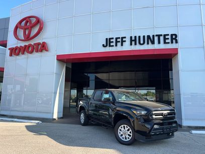 New 2025 Toyota Tacoma SR5