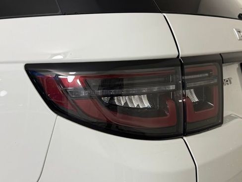 Used 2023 Land Rover Discovery Sport S image 16