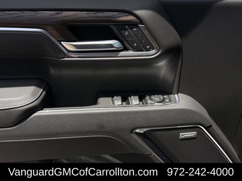 New 2026 GMC Sierra 1500 SLT AWD/4WD image 19