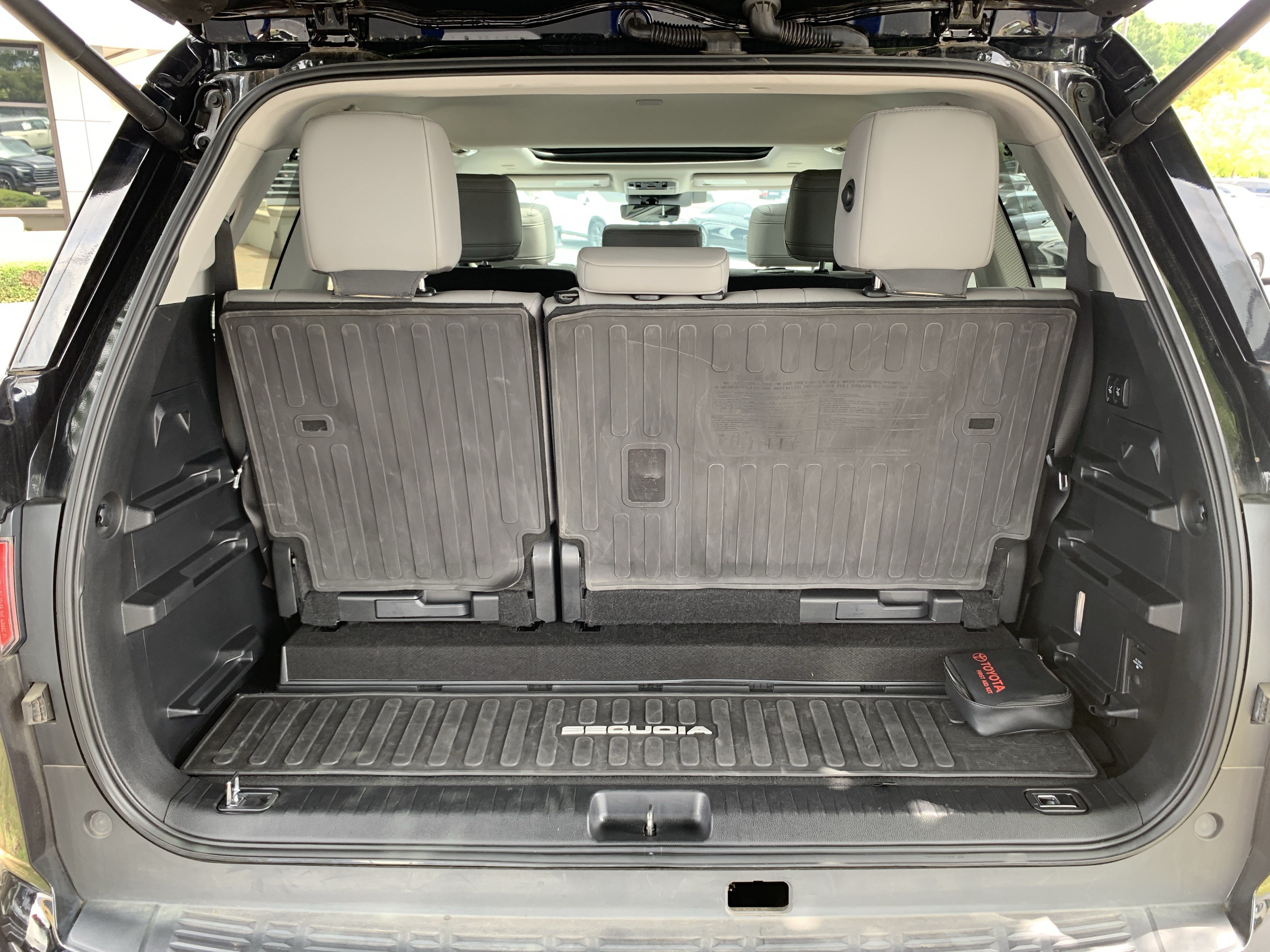 Used 2024 Toyota Sequoia Limited AWD/4WD image 34