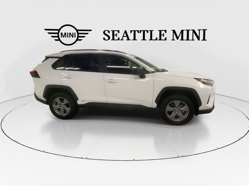 Used 2023 Toyota RAV4 LE AWD/4WD image 12
