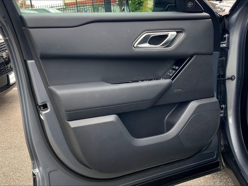 Certified 2026 Land Rover Range Rover Velar S AWD/4WD image 21