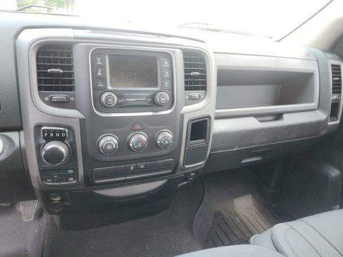 Used 2018 RAM 1500 Express w/ Express Value Package AWD/4WD image 12