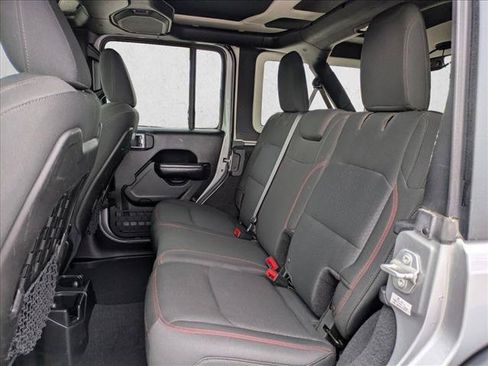 Used 2018 Jeep Wrangler Unlimited Rubicon AWD/4WD image 19