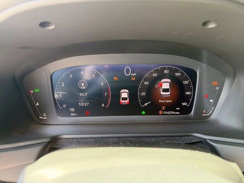 Used 2024 Honda Accord EX image 11
