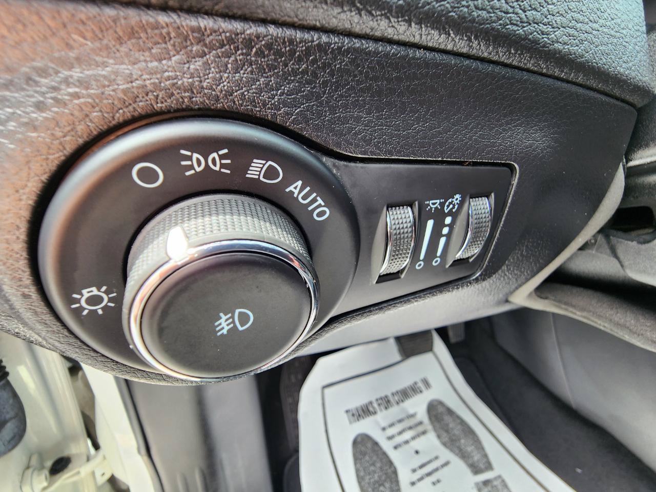 Used 2021 Jeep Compass Trailhawk w/ Sun and Sound Group AWD/4WD image 14