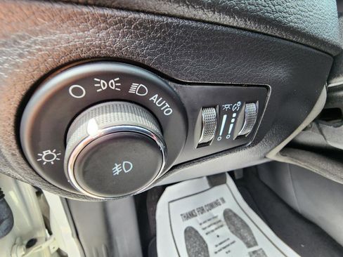 Used 2021 Jeep Compass Trailhawk w/ Sun and Sound Group image 14