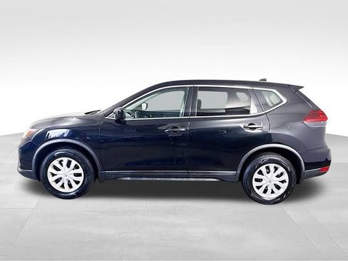 Used 2018 Nissan Rogue S AWD/4WD image 11