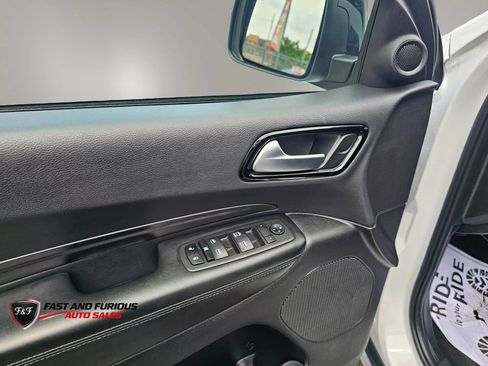 Used 2023 Dodge Durango SXT RWD image 30
