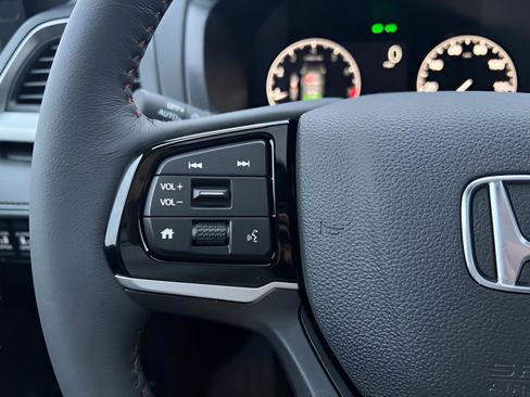 New 2026 Honda Odyssey Sport-L image 8