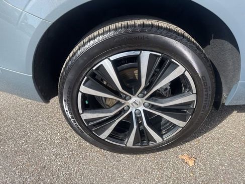 Used 2023 Volvo XC60 T8 Ultimate image 32