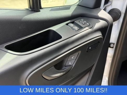 Used 2025 Mercedes-Benz Sprinter 2500 image 13