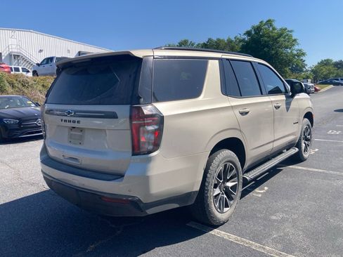 Used 2022 Chevrolet Tahoe Z71 w/ Luxury Package image 5